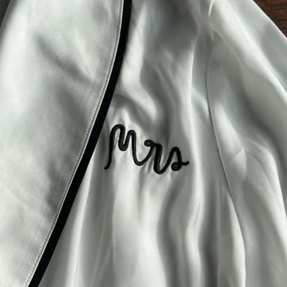 Kate Spade "Mrs" Robe | Kate Spade Bridal Robe | Bride Robe | Bridal | Wedding - Picture 13 of 15